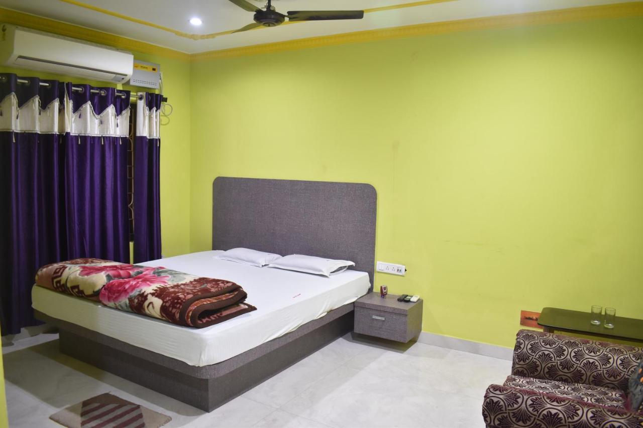 Hotel Suraj Balasore Екстер'єр фото